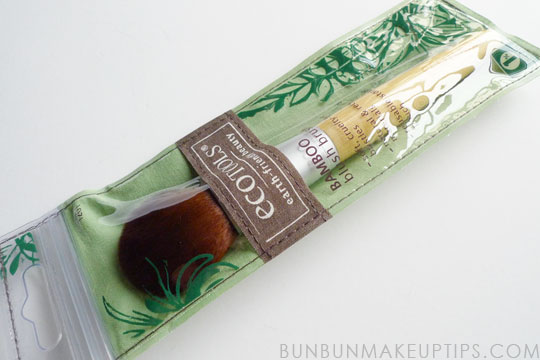 Ecotools-Blush-Brush,-Kate-EyeBrow-Color-Mascara,-Diorshow-Maximizer-Lash-Plumping-Serum,-Lioele-Auto-Eyebrow,-The-Body-Shop-Camomile-Eye-Makeup-Remover,-Sponge-Applicator_5