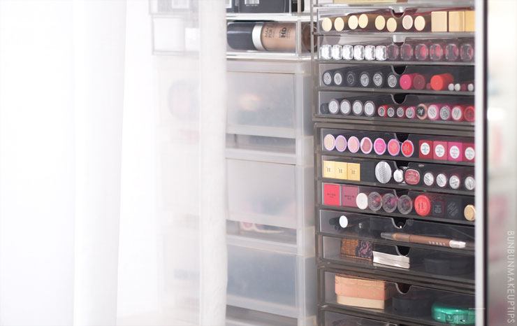Gifts-for-Makeup-Lovers_Muji-Acrylic-Storage